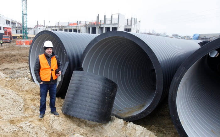 sewage retention canal