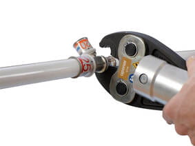 Outils de pressage